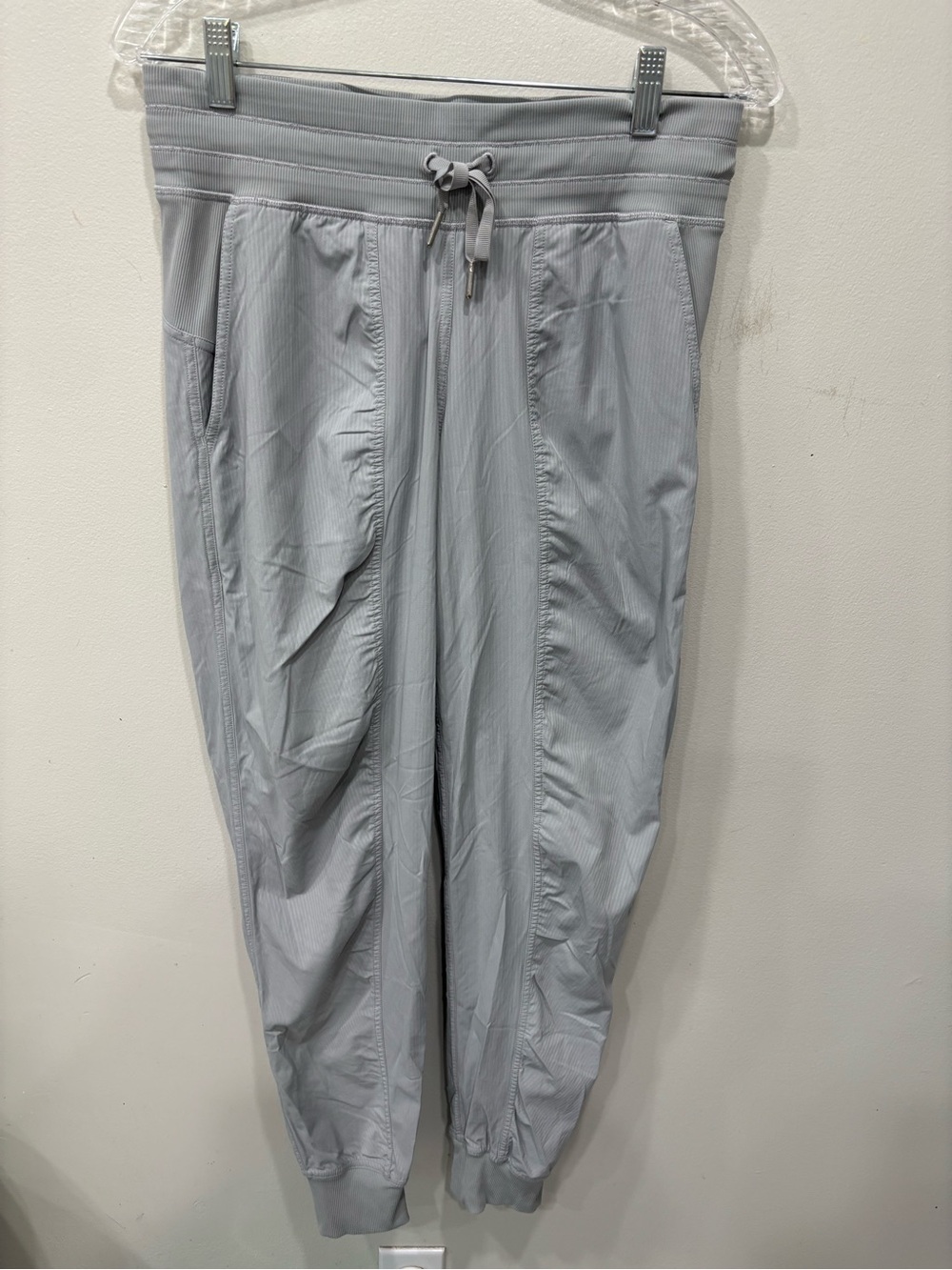 Lululemon Dance Studio Mid Rise Athletic Joggers Women’s Size 6